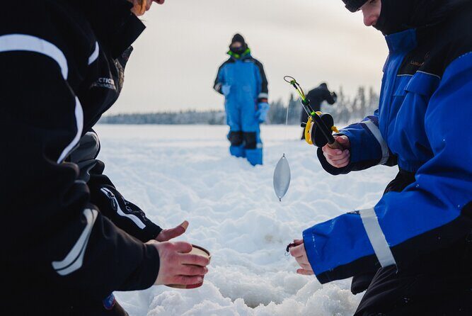 Ice Fishing and Snowmobile Safari Combo in Lapland - FAQ