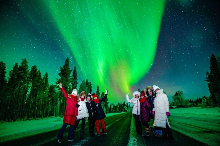 Northern Lights Hunting Adventure in Lapland - Small Group Magic: Up to 8 People and a Real Guide on the Mic