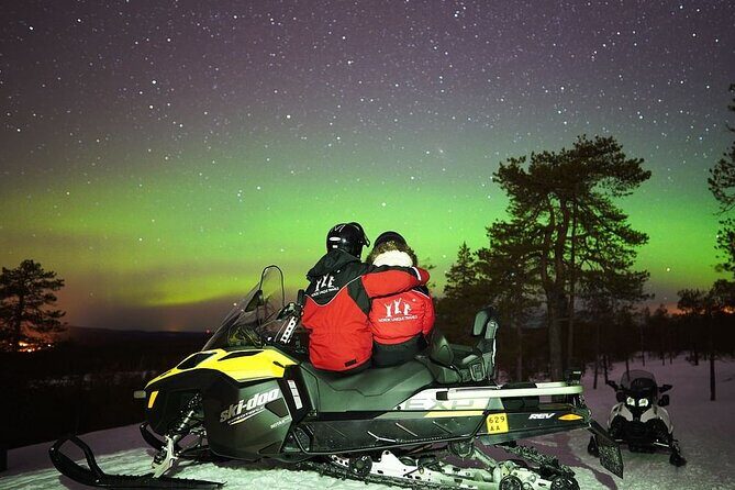 Northern Lights Snowmobile Hunt - Guide Quality, Safety, and Group Size Reality