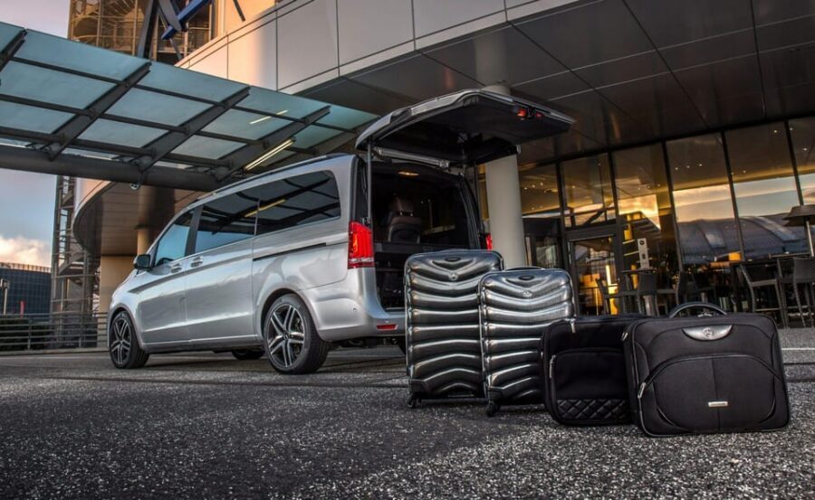 Private Transfer Rovaniemi - Kiruna - Pickup and drop-off: how you set the rhythm