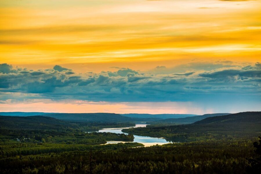 Rovaniemi: Midnight Sun Photography Tour - Stop One: A 45-Minute Viewpoint for Sunset Color